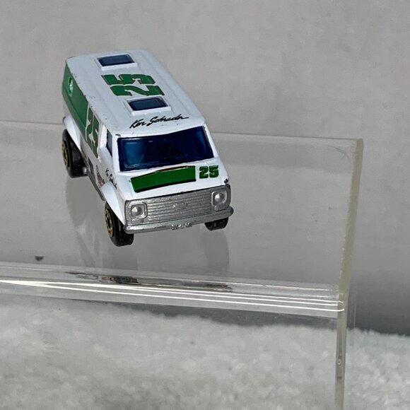 Matchbox NASCAR Chevy Van Ken Schrader #25 - Picture 2 of 8